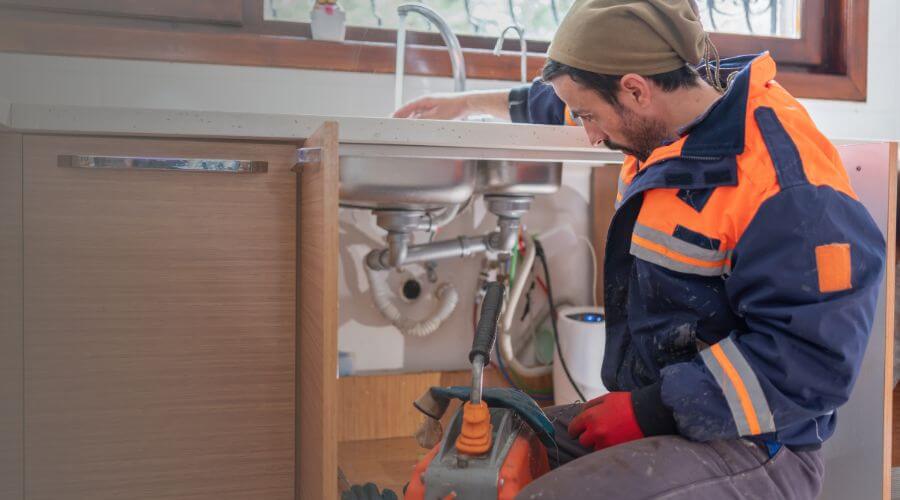 Local annual plumbing maintenance in Texico, NM